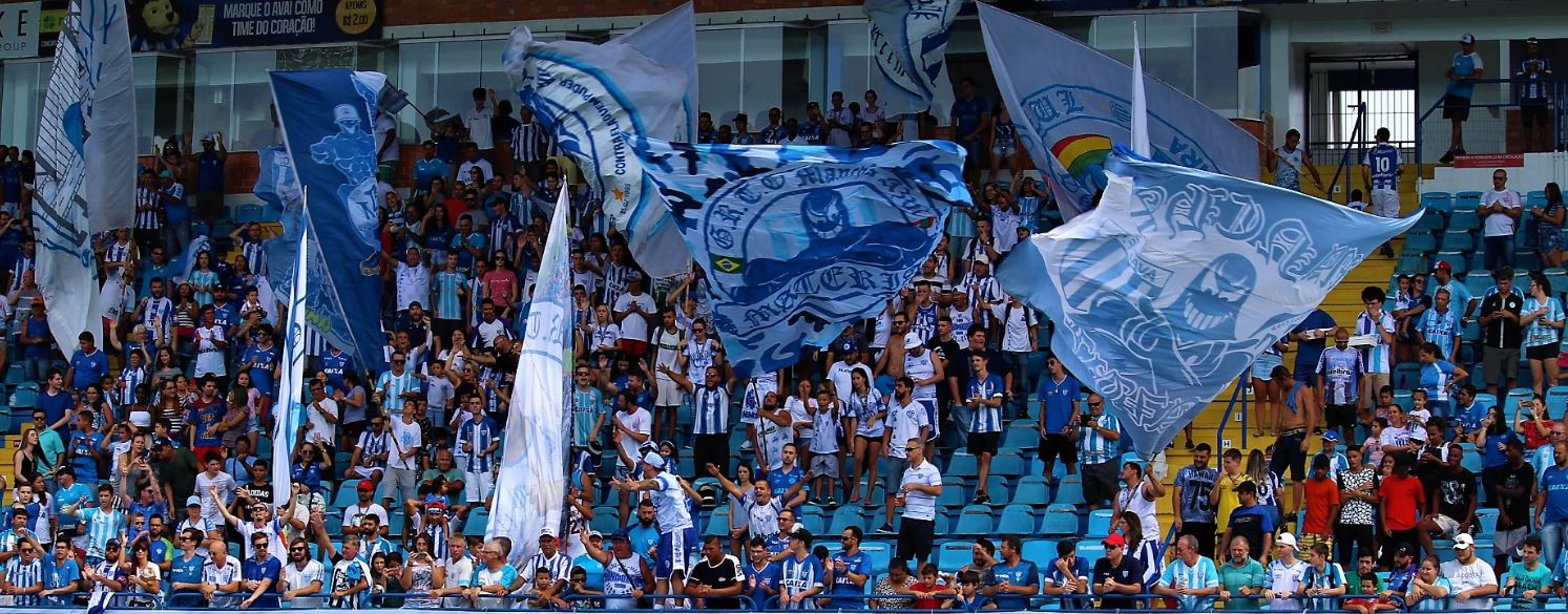 Avaí será julgado por invasão de torcedores na final do Catarinense