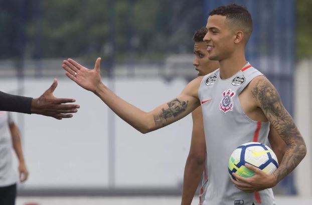 Série B: De olho em volante do Corinthians, Oeste acerta com meia