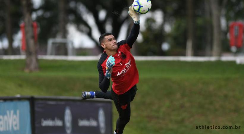 Santos falou sobre a situação do Athletico-PR - Miguel Locatelli/Site Oficial