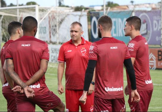 Baptista sonha em colocar o Vila na Série A