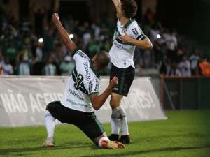 SÉRIE B: Coritiba, Atlético-GO e Londrina buscam manter os 100% de aproveitamento
