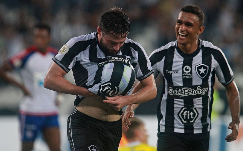 Botafogo 3 x 2 Bahia – Fogão “festeja” primeira vitória no Brasileirão
