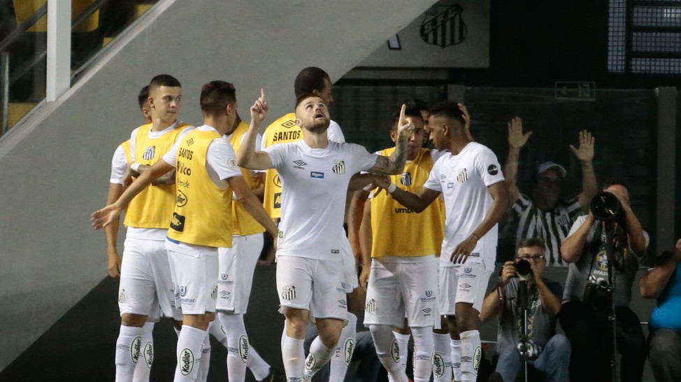 BRASILEIRÃO: Santos supera Fluminense e segue 100%; Botafogo vence 1ª