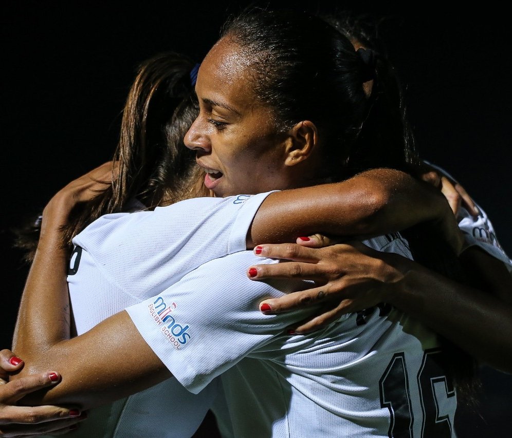 BRASILEIRO FEMININO: Corinthians vence duelo paulista e antecipa classificação