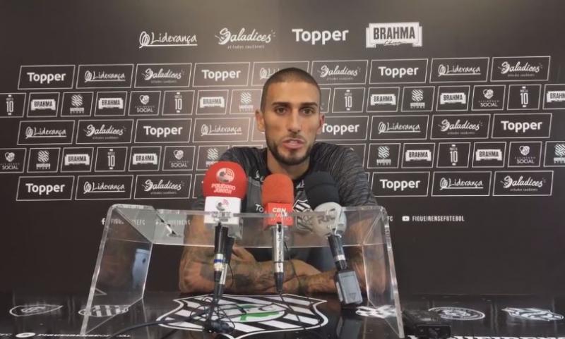 Série B: Técnico confirma estreia de Rafael Marques no Figueirense