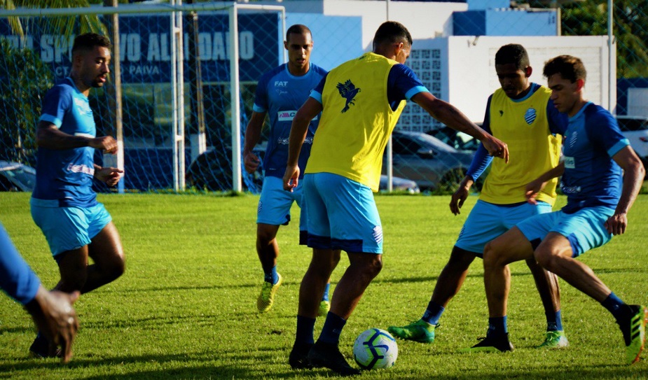 Em meio a interesse dos chineses, CSA busca reabilitação no Brasileirão