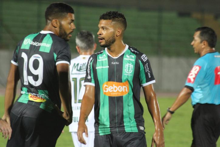 Jogo entre Maringá e Avenida teve 1h30 de atraso - Rodrigo Araújo / MFC