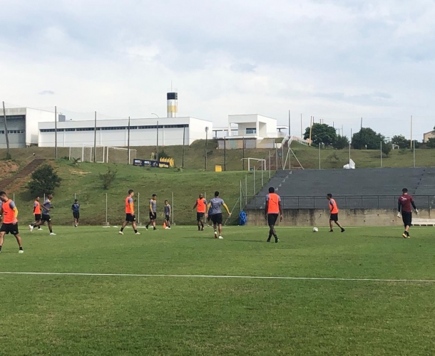 Elenco acredita na evolução do Criciúma ao longo da Série B