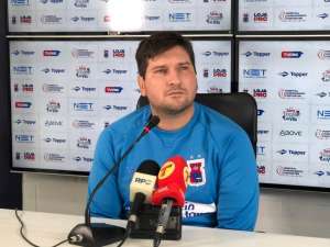 Série B: Treinador do Paraná aposta em jogo difícil contra Cuiabá