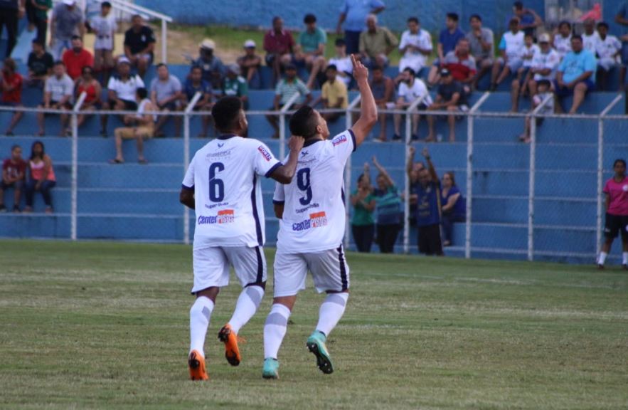 Aparecidense-GO 4 x 0 Interporto-TO – Belo presente de aniversário para a cidade!