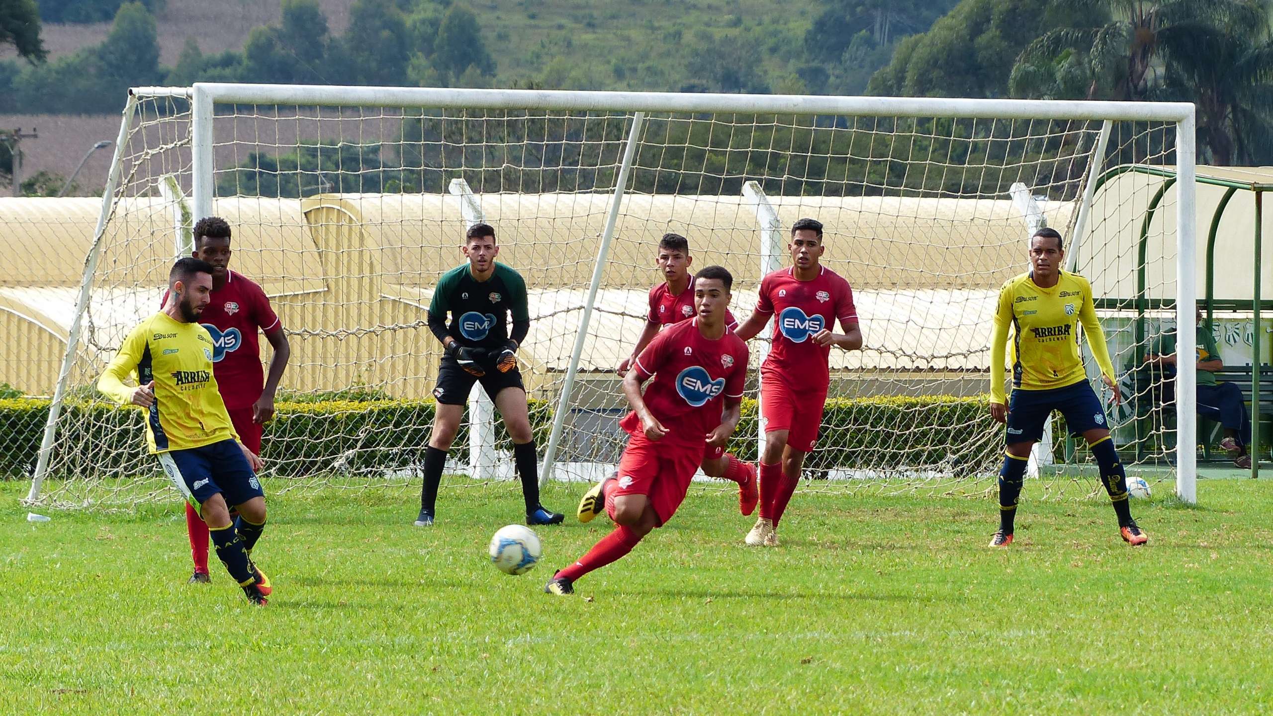 Série D: Caldense e equipe da Copa Paulista empatam jogo-treino em 1 a 1