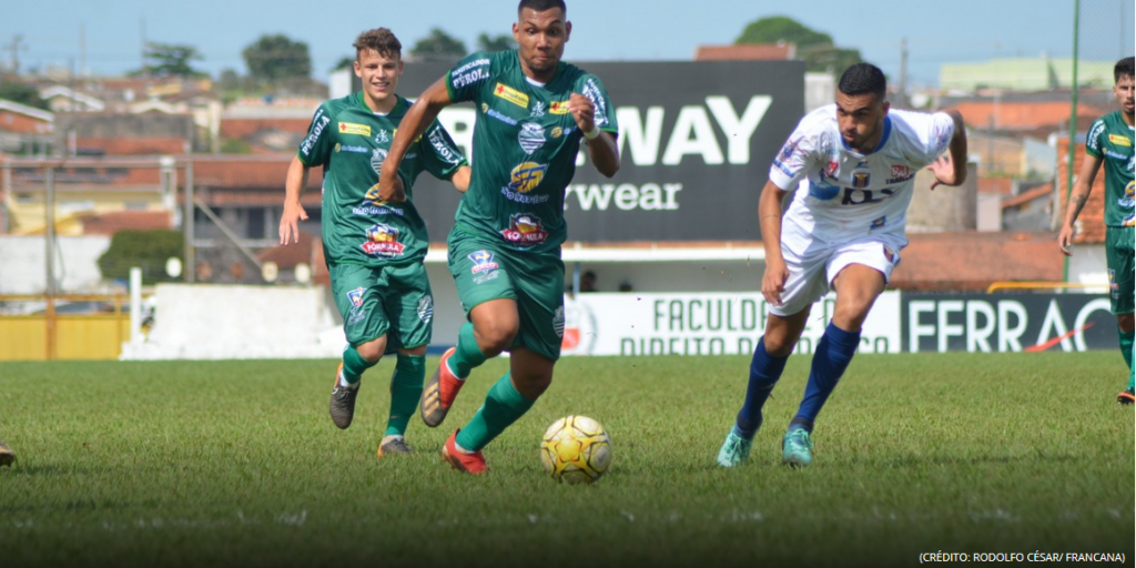  Artilheiro da Francana elogia companheiros por fase positiva (Foto: Rodolfo César/ Francana)