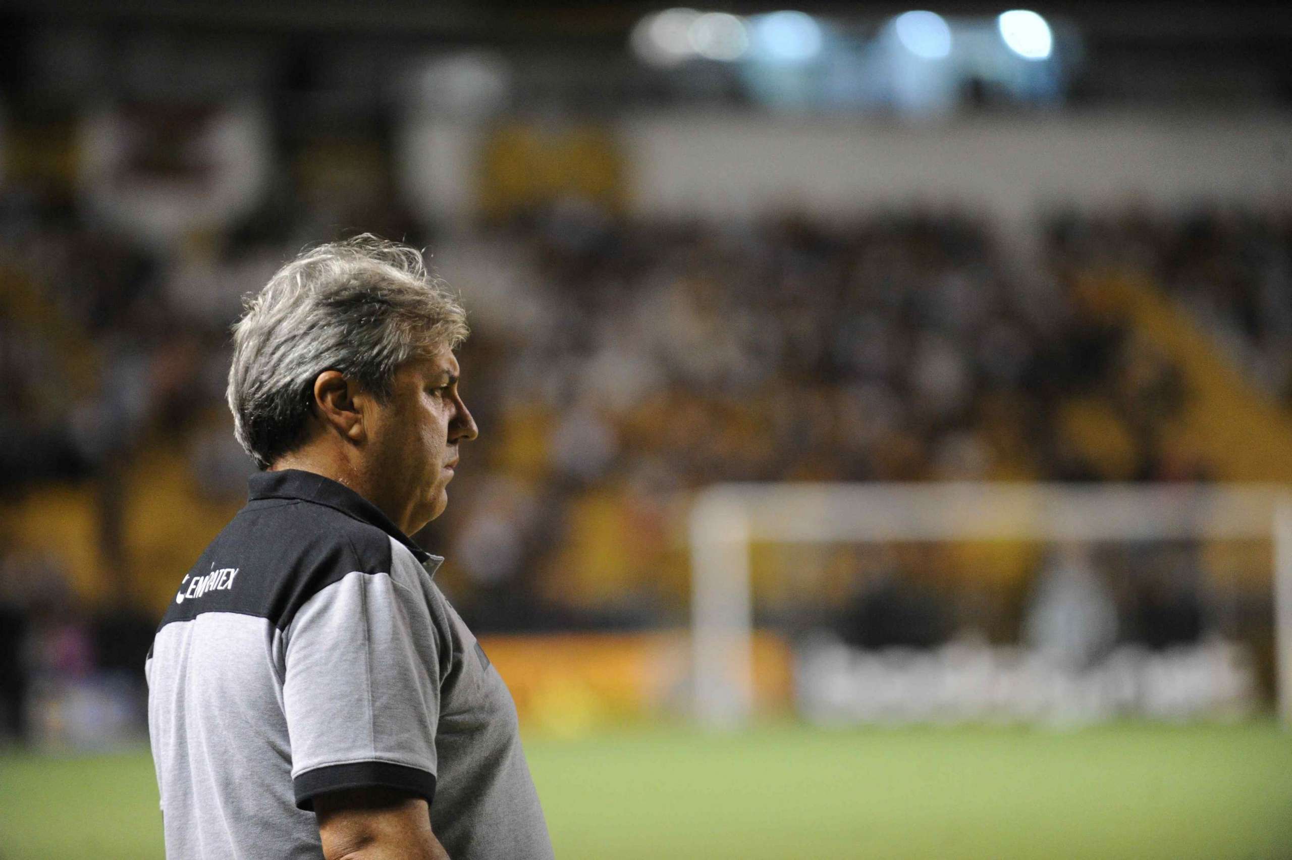 Série B: Kleina esconde o Criciúma e não divulga relacionados contra Atlético-GO