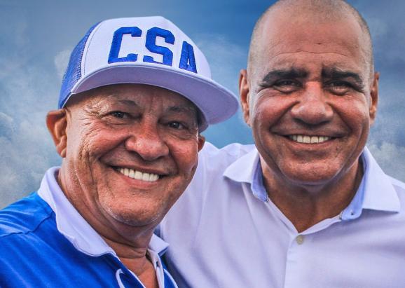 Rafael Tenório, à esquerda, segue no CSA