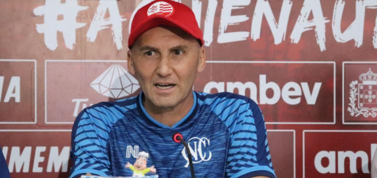 Gilmar Dal Pozzo fará mistério na escalação do Náutico. (Foto: Léo Lemos / Náutico)