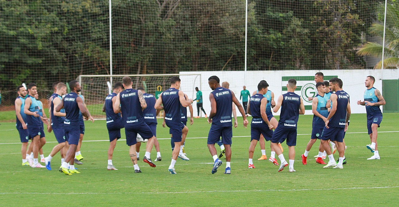 Claudinei Oliveira saca Marlone e promete Goiás ofensivo contra Botafogo