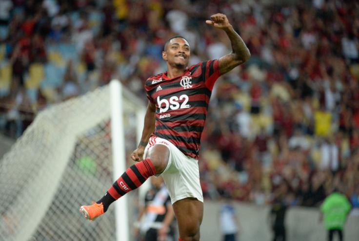 Vitinho quer colocar em prática tudo o que escutará de Abel Braga. (Foto: Alexandre Vidal / Flamengo)