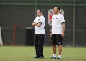 Na lanterna, Vasco busca primeira vitória na estreia de Luxemburgo