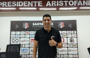 Santa Cruz se aproxima de técnico: 