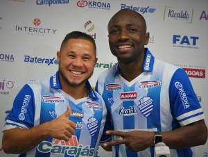 Com ex-Palmeiras e ex-Vasco, estrangeiros podem deixar clube da Série A por 'balada'