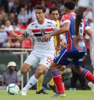 Hernanes é baixa no Tricolor