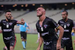 Série C: Edson Cariús, do Ferroviário, afirma que recusou proposta do Ceará