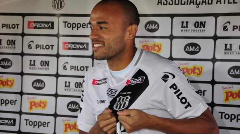 Roger deve fazer sua reestreia na Ponte Preta