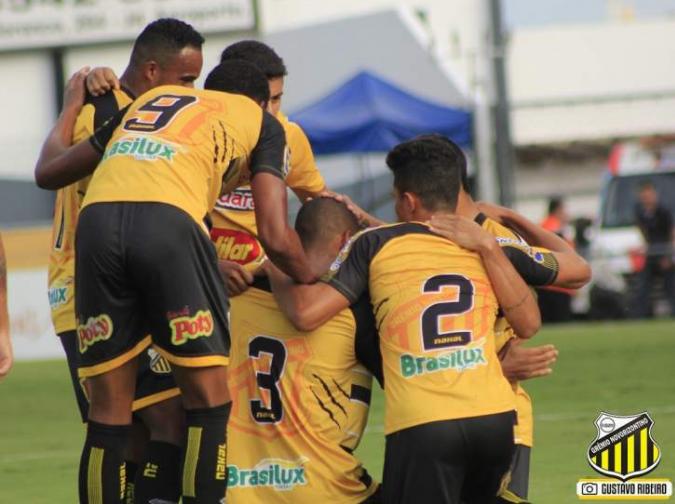 Novorizontino escapou da derrota e se manteve na liderança! (Foto: Gustavo Ribeiro / Novorizontino)