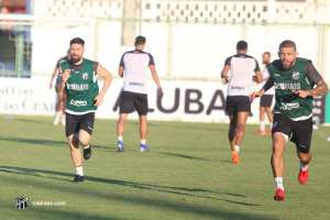 Ceará desafia Avaí para se distanciar da zona de rebaixamento do Brasileirão