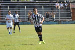 Copa Paulista: Comercial se distancia de zagueiro ex-Grêmio e deve manter atacante