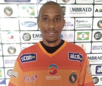 Carlos Alberto - Foto: Site Oficial/Camboriú