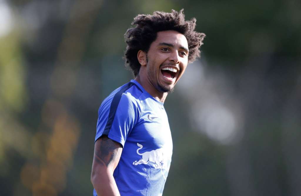 O atacante Osman pode não vestir mais a camisa do Bragantino na Série B