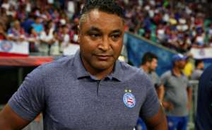 Roger Machado se diz orgulhoso com classificação do Bahia e exalta torcida