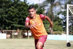 Neto Moura convoca torcida e quer a primeira vitória do Vila Nova em casa