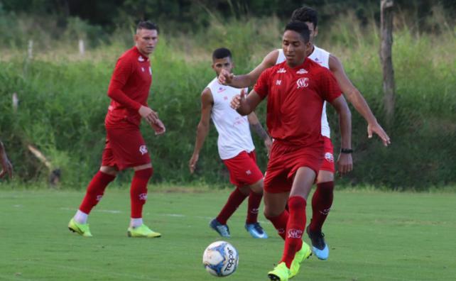 Jorge Henrique vai reforçar o Náutico - Léo Lemos/Náutico