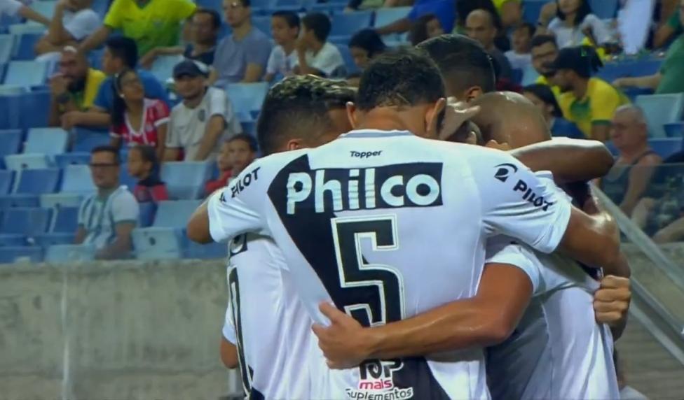 Macaca fez ótimo segundo tempo e venceu a terceira seguida