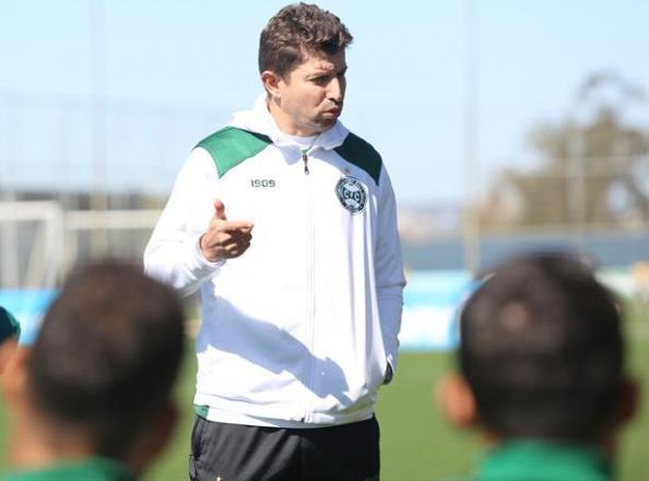 Tcheco comando o Barra na Série B de Santa Catarina