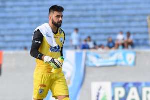 Vila Nova contrata goleiro de rival da Série B e quer mais reforços