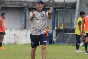 Emerson Carioca valoriza empate do Remo, mas Márcio Fernandes vê gosto amargo