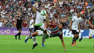 Porto-POR analisa contratação de meia do Corinthians e atacante do Fluminense