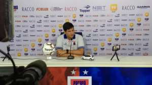 Série B: Após críticas da torcida, elenco do Paraná sai em defesa do treinador