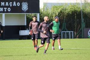 Série B: Figueirense busca vitórias para chegar ao G4 antes da pausa