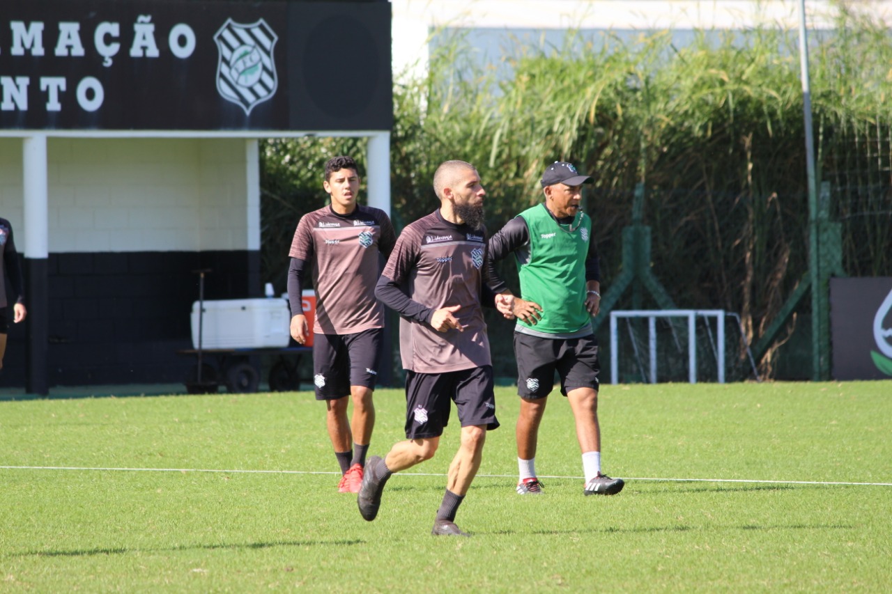 Série B: Figueirense busca vitórias para chegar ao G4 antes da pausa