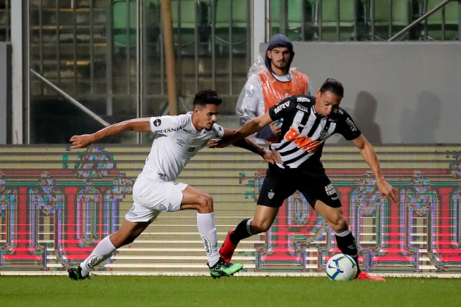 Santos x Atlético-MG – Adversários diretos no Brasileirão e também na Copa do Brasil