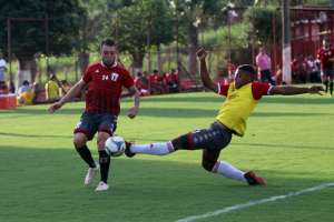 Série B: Botafogo viaja para Campinas com dúvida no esquema tático
