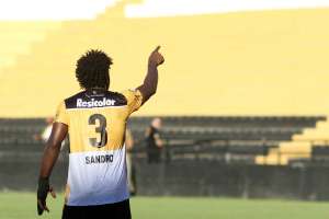 Série B: Gilson Kleina ganha desfalque de última para para jogo ante o Vila Nova