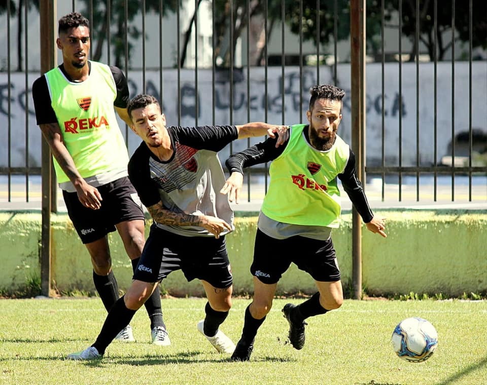 Série B: Oeste leva pequena desvantagem em confrontos com o Figueirense