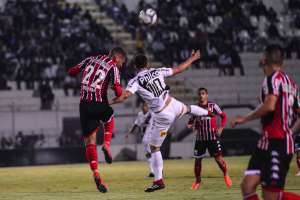 Ponte Preta 0 x 0 Botafogo-SP  - Tudo igual no confronto direto pelo acesso