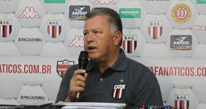 Série B: Técnico do Botafogo comemora ponto em Campinas e enaltece elenco