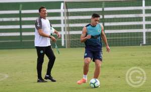 Goiás busca emplacar terceira vitória seguida em casa no Brasileirão